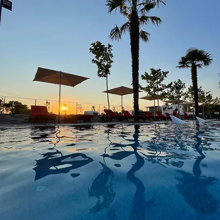 Qetesia-te Indriti Ξενοδοχείο Velipojë