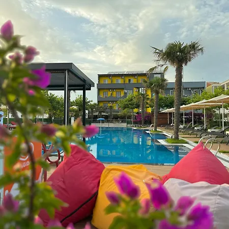 Hotel Qetesia-te Indriti 3*