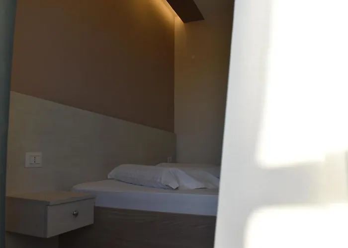 Qetesia-te Indriti Hotel Velipojë