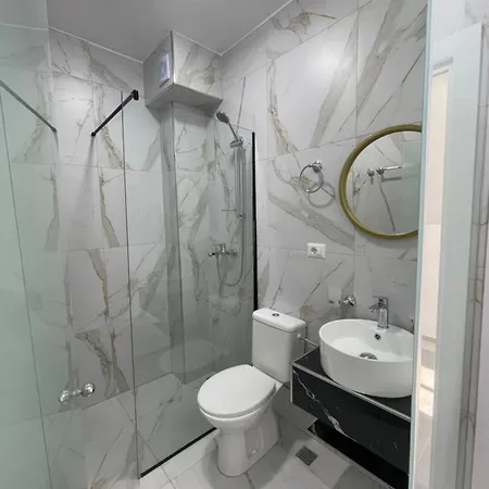 Qetesia-te Indriti 4*