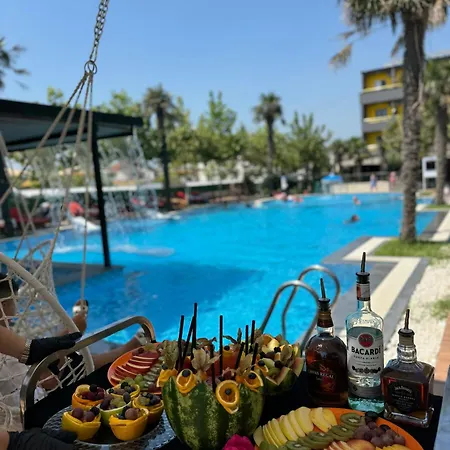 Qetesia-te Indriti Hotel Velipojë