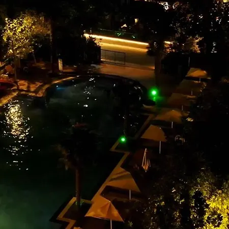 Qetesia-te Indriti 호텔 Velipojë