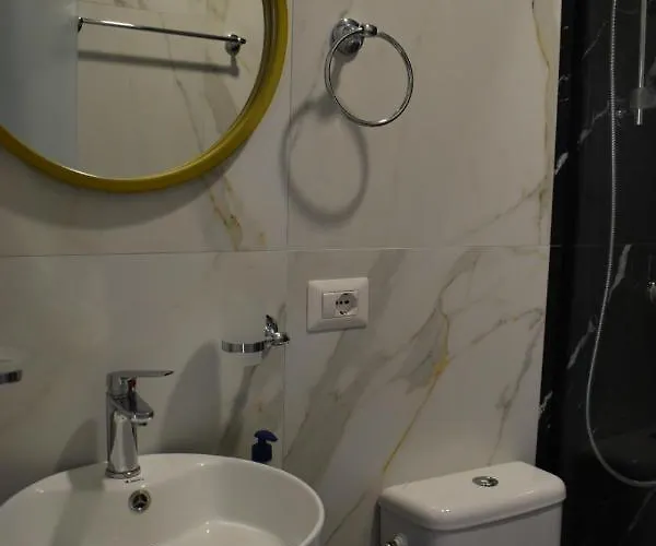 Qetesia-te Indriti 4*