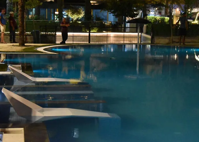 Qetesia-te Indriti Отель