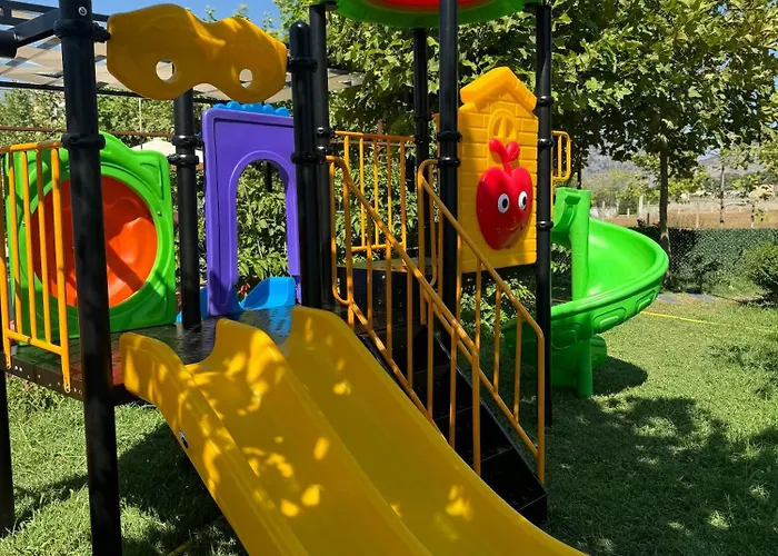 Отель Qetesia-te Indriti 4*