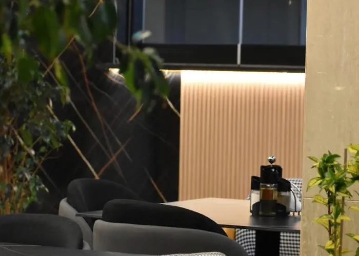 Qetesia-te Indriti 4*