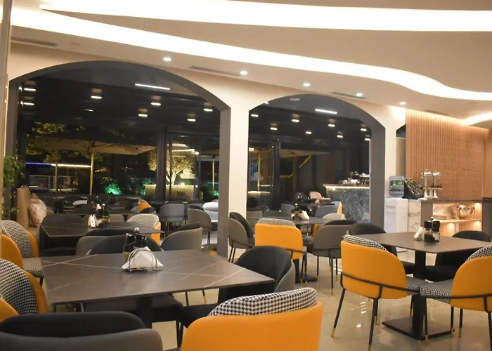 Qetesia-te Indriti Отель